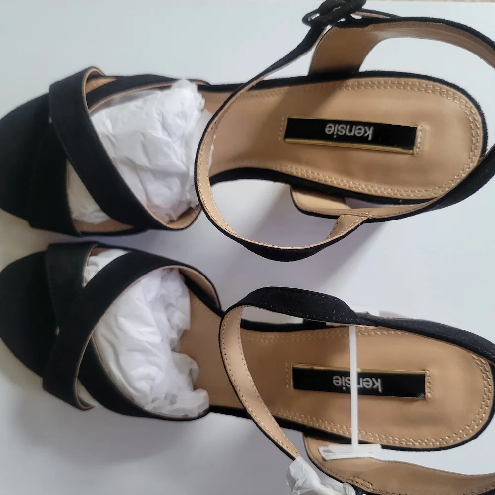 Kensie Exalia Black Suede Block Heel‎ Sandals – Women's Size 9